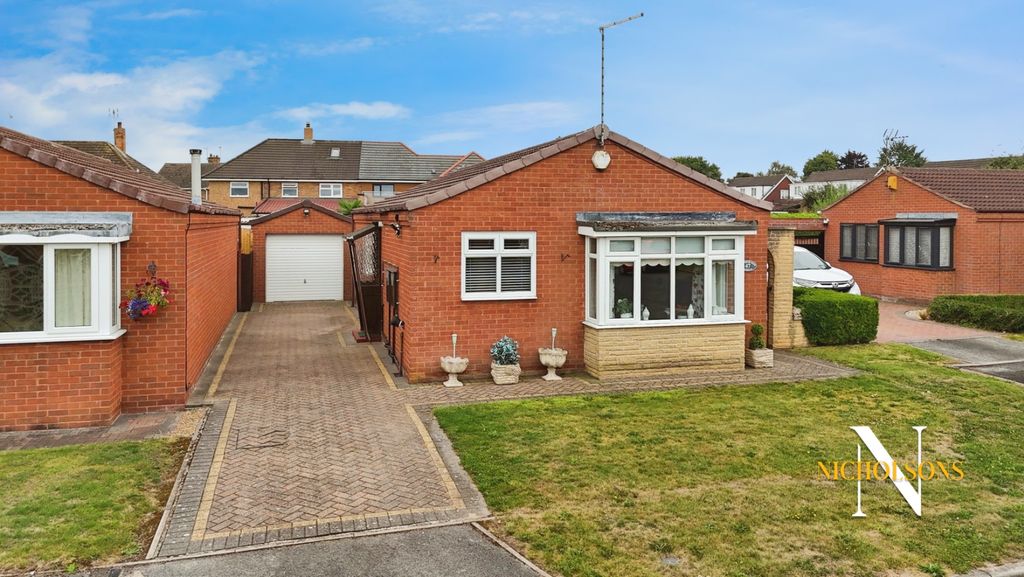 Property photo 1 of 14 4404011
