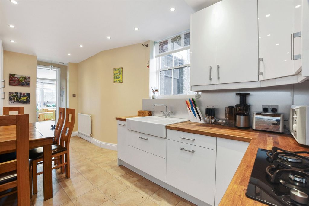 Property photo 3 of 13 Kitchen/Diner