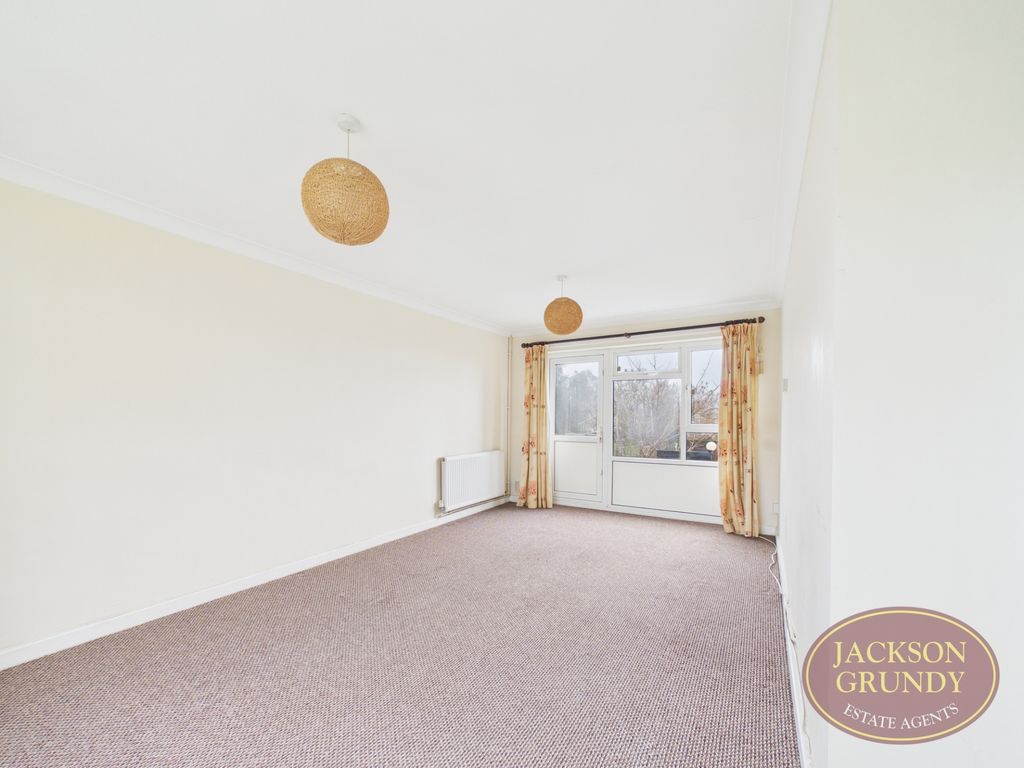 Property photo 2 of 10 Swale Drive