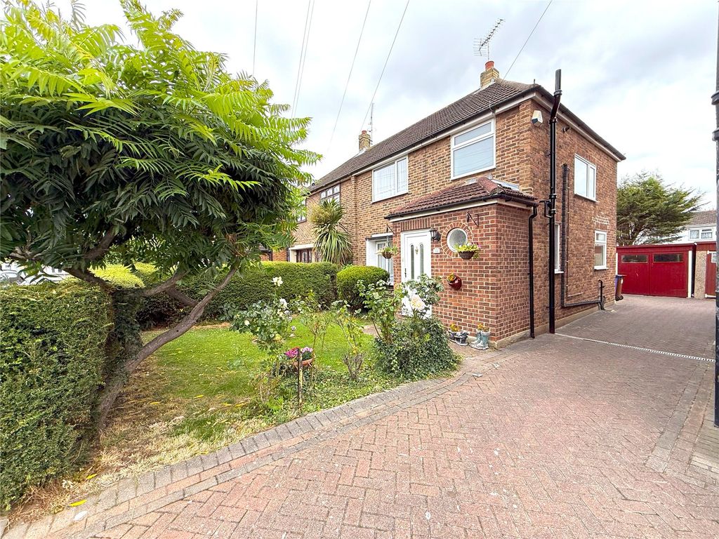 Property photo 1 of 17 Picture No. 01
