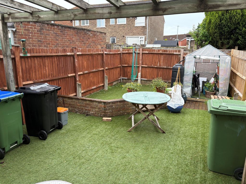 Property photo 3 of 5