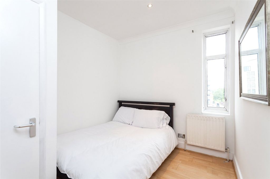 Property photo 2 of 5 Picture No. 04