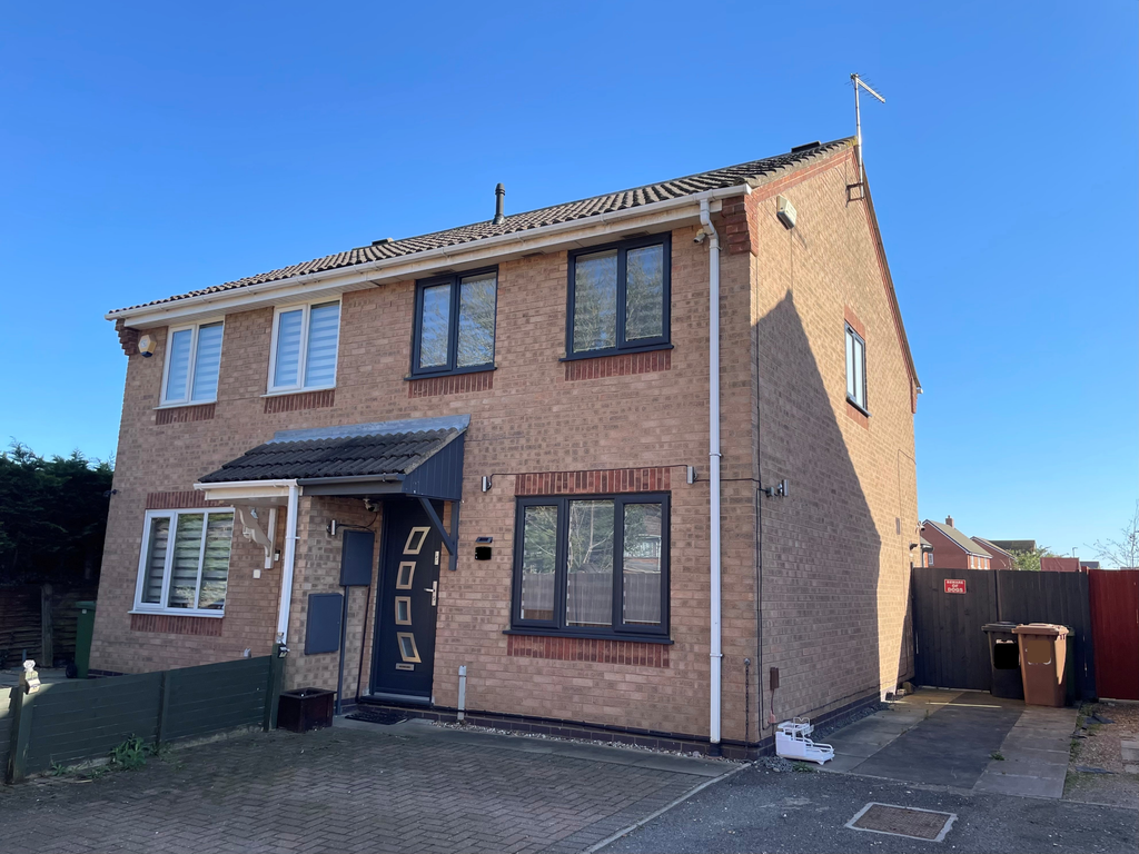 Property photo 1 of 9 Front