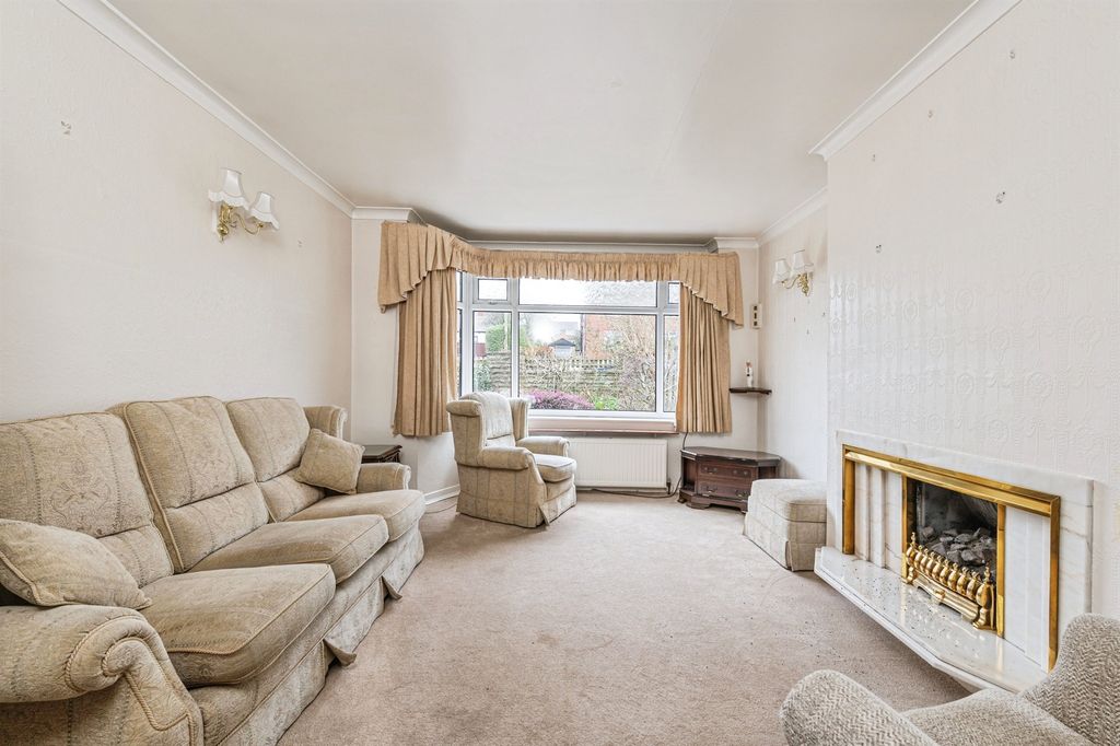 Property photo 2 of 19