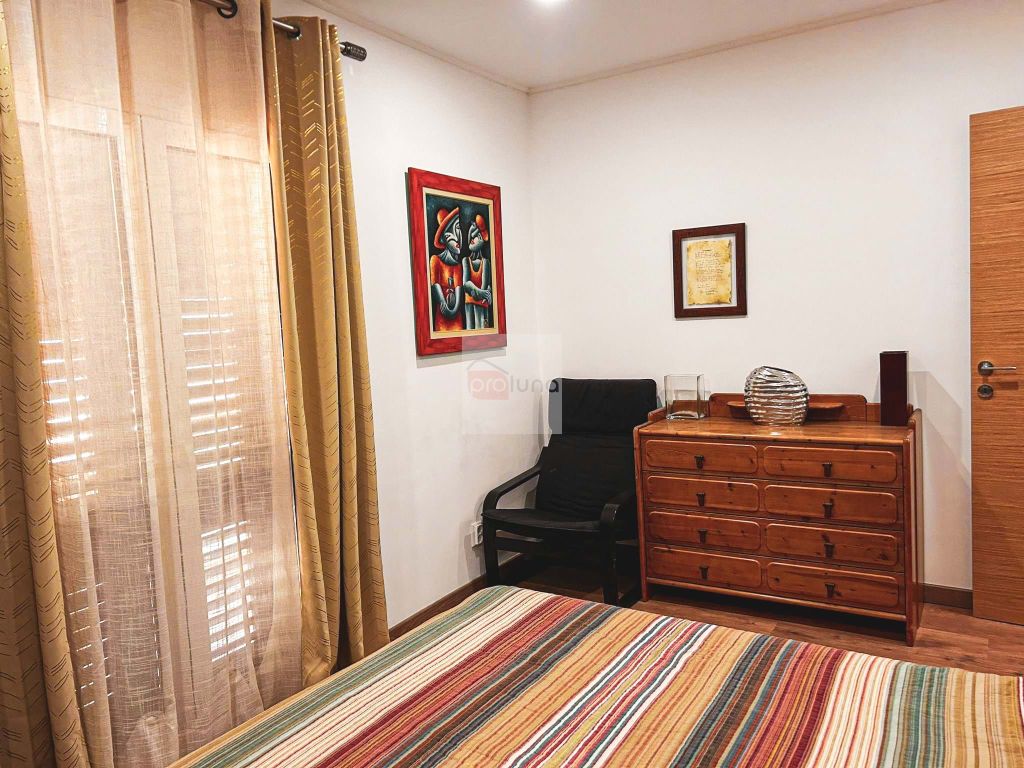 Property photo 2 of 30