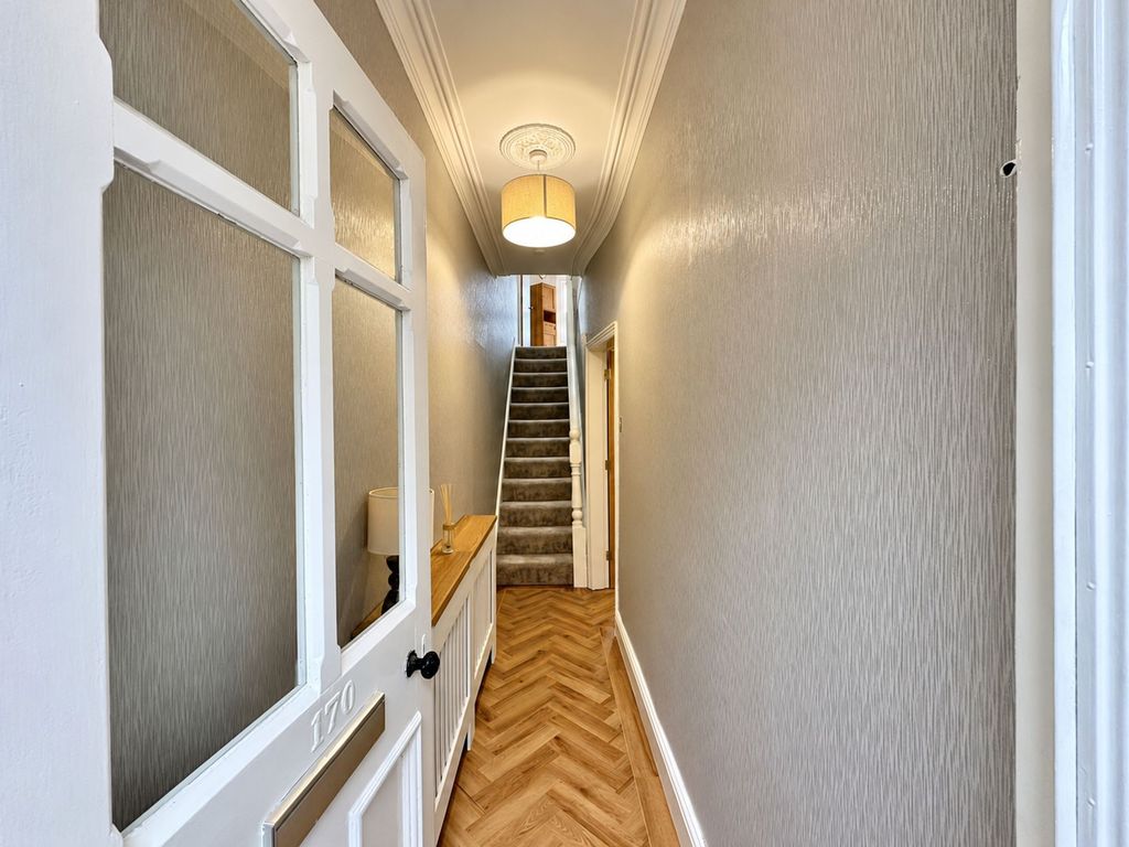 Property photo 2 of 22 Hallway