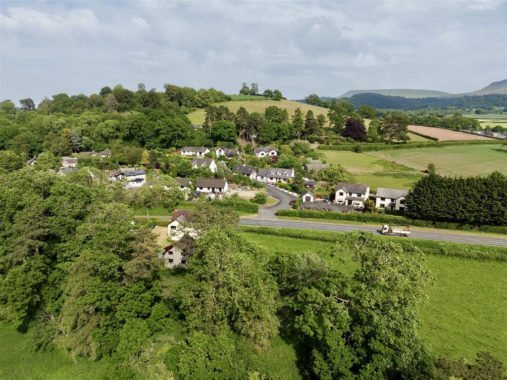 Property photo 2 of 8 Dji_Fly_20260528_162314_0143_1780036151458_Photo.J