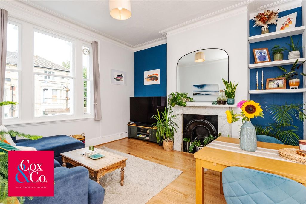 Property photo 1 of 17 81O_9256.Jpg