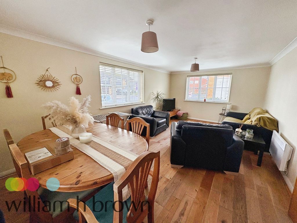 Property photo 2 of 10 View