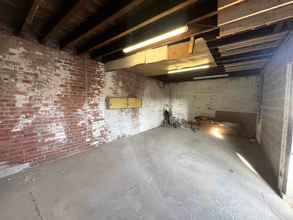 Property photo 3 of 7