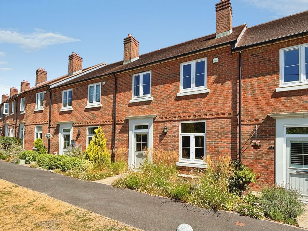 Property photo 1 of 18 Pbox-Img.Jpg