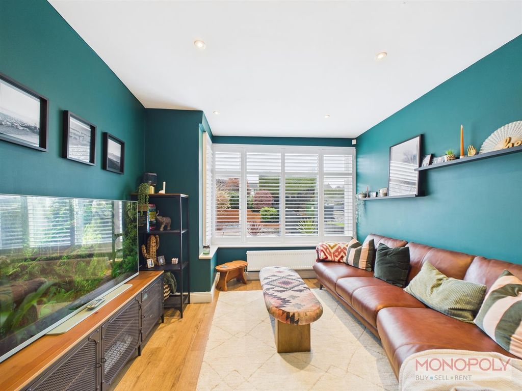 Property photo 2 of 25 Cam03815G0-Pr0389-Still004.Jpg