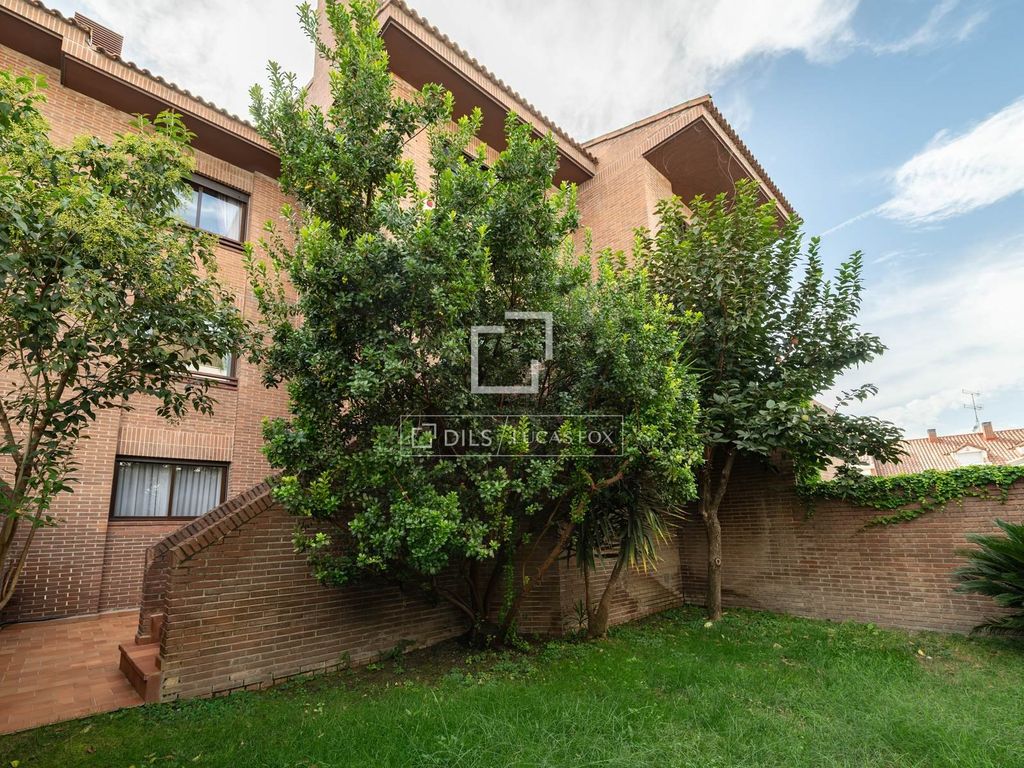 Property photo 1 of 5