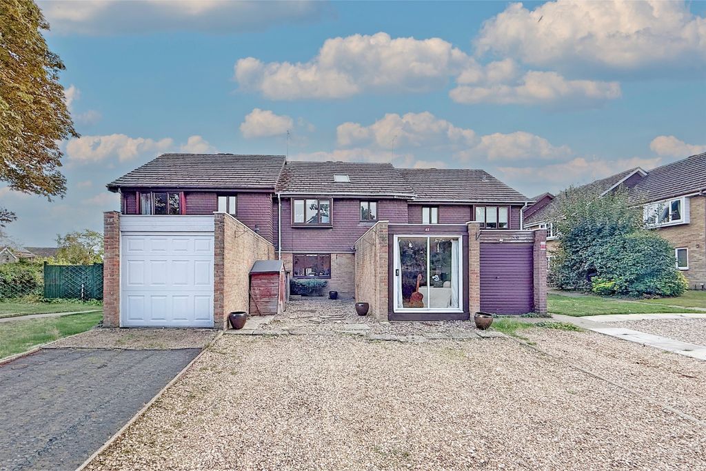 Property photo 1 of 19 5201893