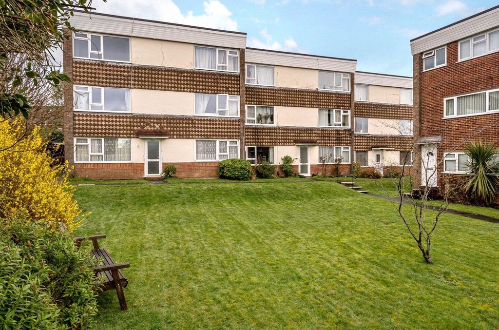 Property photo 1 of 10 Picture No. 11