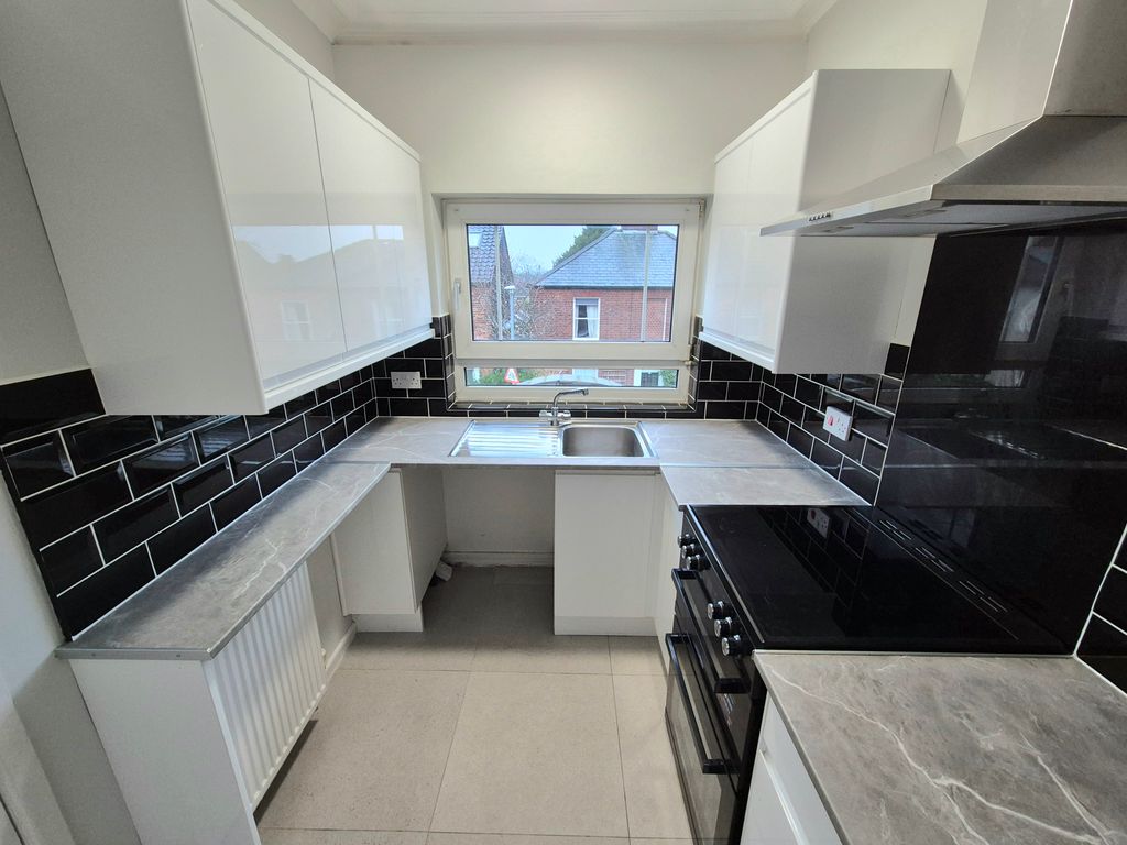 Property photo 3 of 12 Image