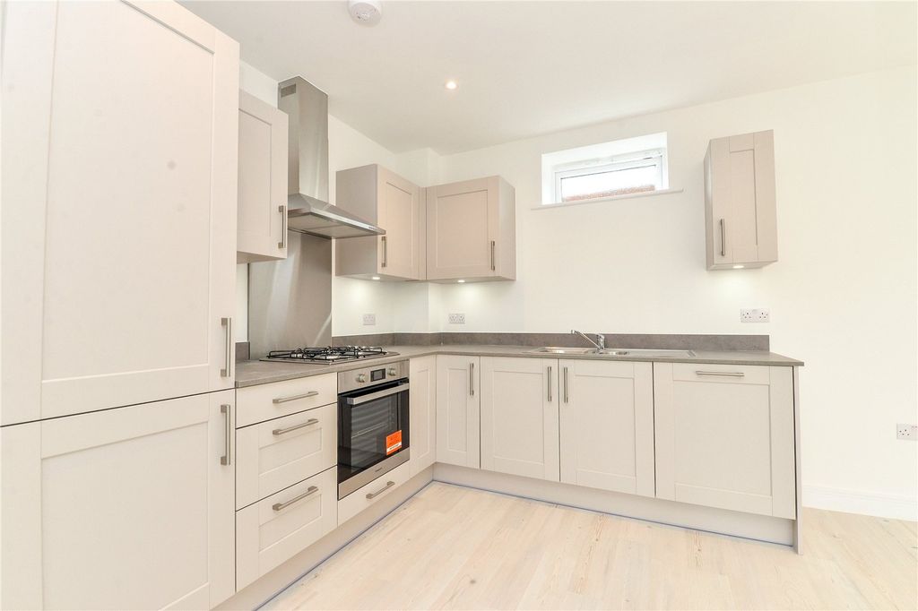 Property photo 3 of 21 Picture No. 57