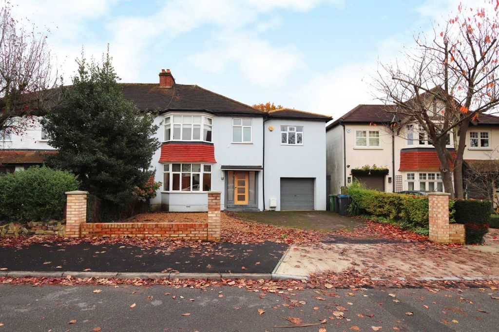 Property photo 1 of 29