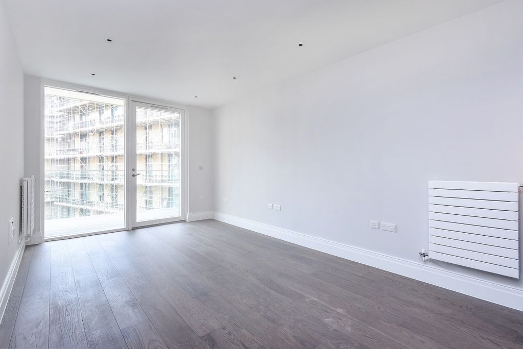 Property photo 3 of 13 2