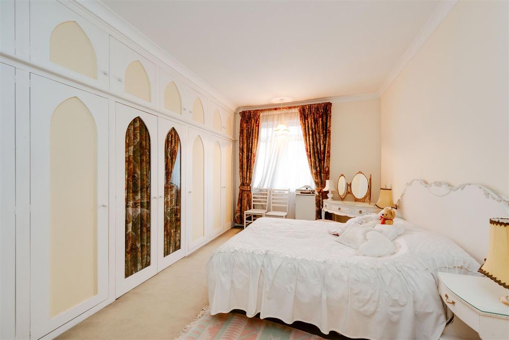 Property photo 3 of 12 53655_Hi_Res_ (3).Jpg