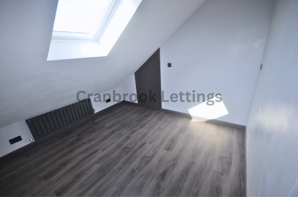 Property photo 3 of 7 Gallery