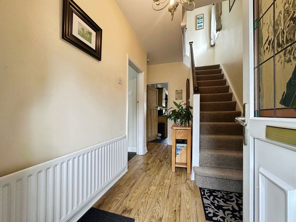 Property photo 3 of 23