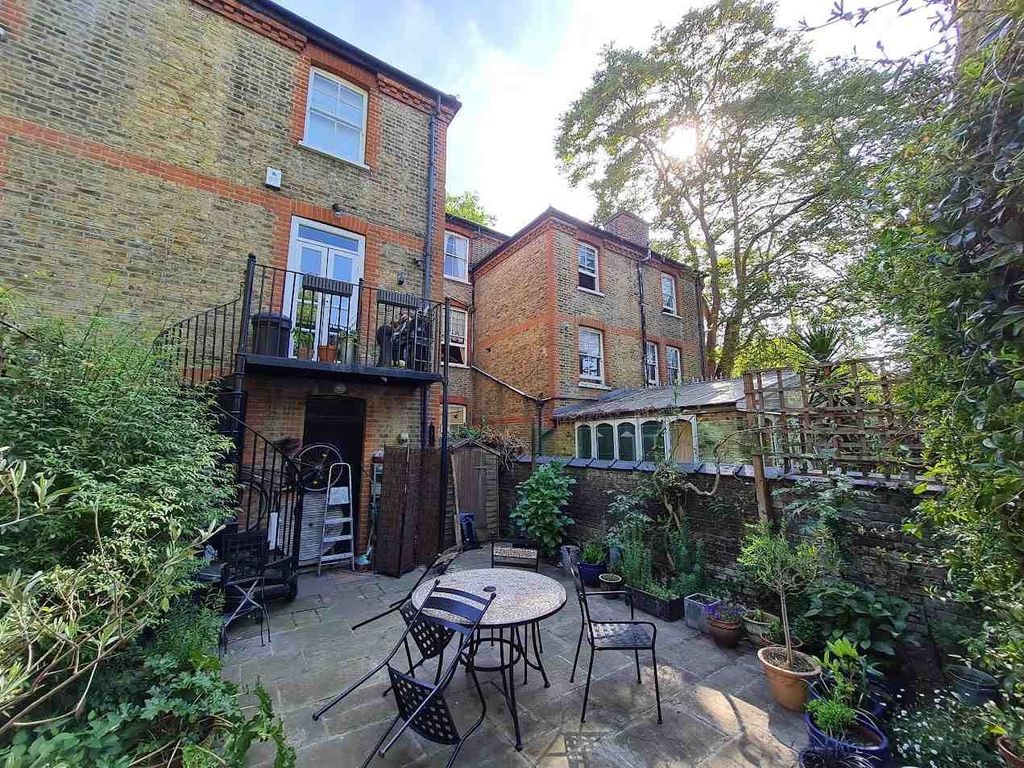 Property photo 3 of 4 20250514_163606 Garden Small.Jpg