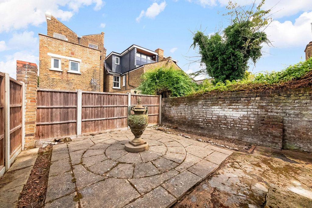 Property photo 1 of 12 Img_8067-1500x1000.Jpg