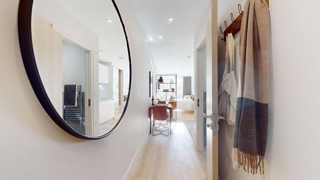 Property photo 3 of 20 Hallway