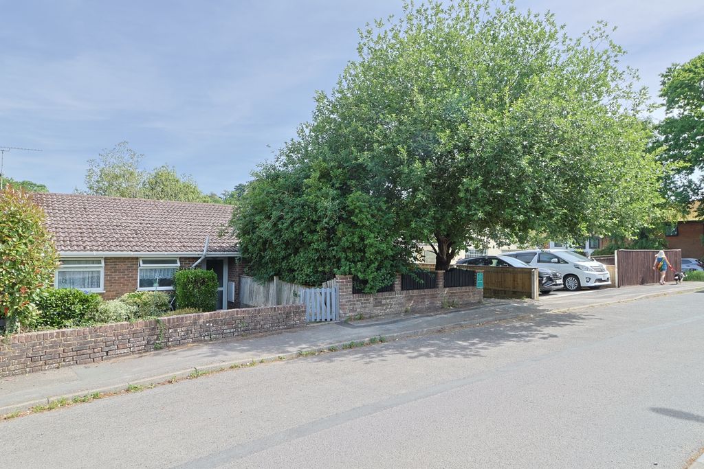 Property photo 1 of 13 Front View