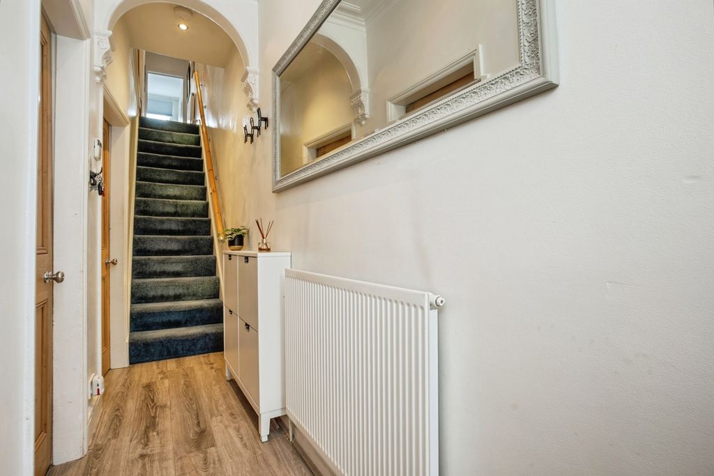 Property photo 2 of 24 Pbox-Img.Jpg