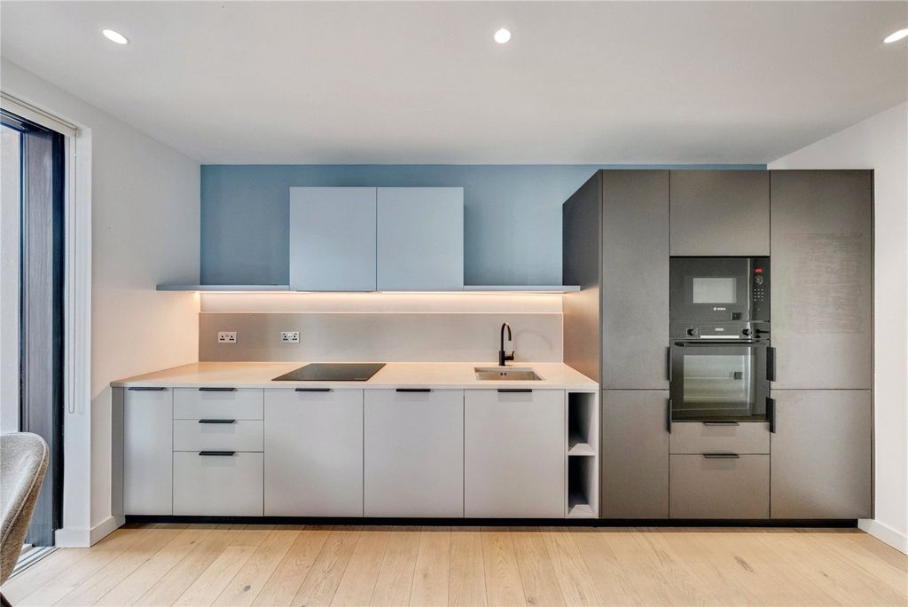 Property photo 2 of 10 Picture No. 29