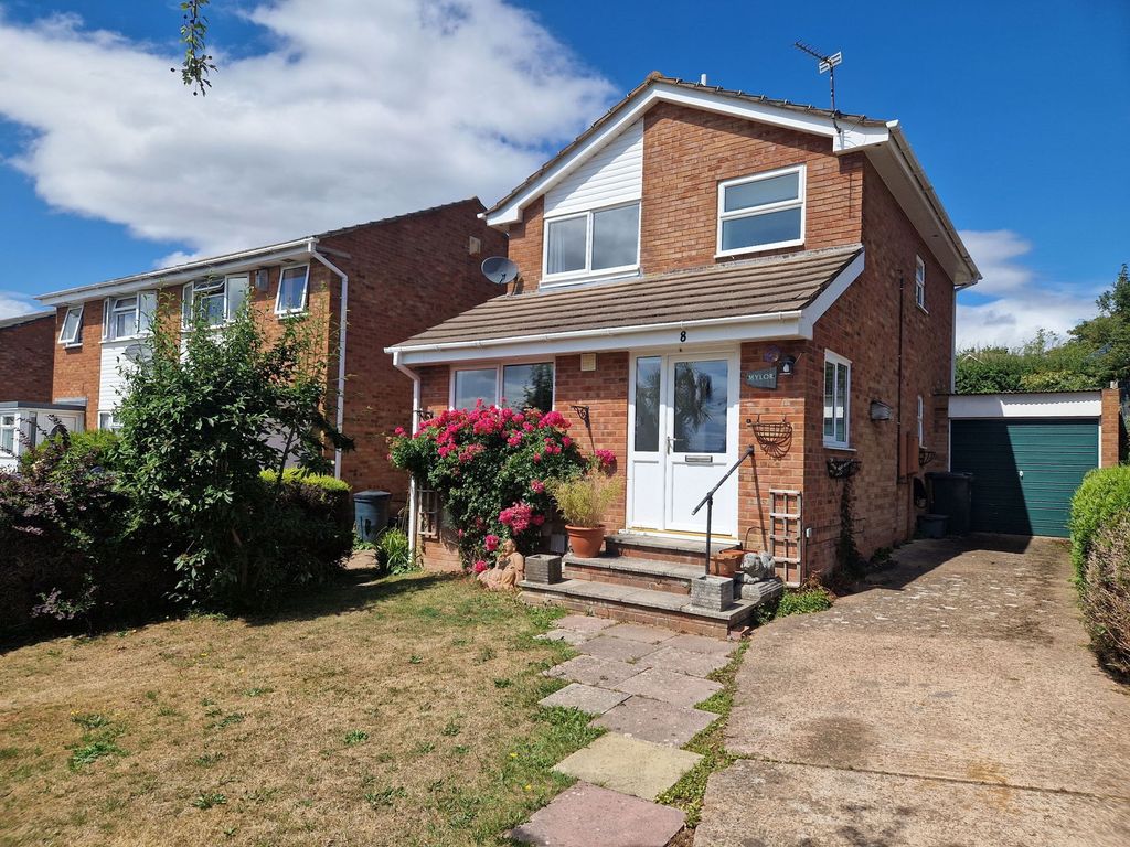 Property photo 1 of 11