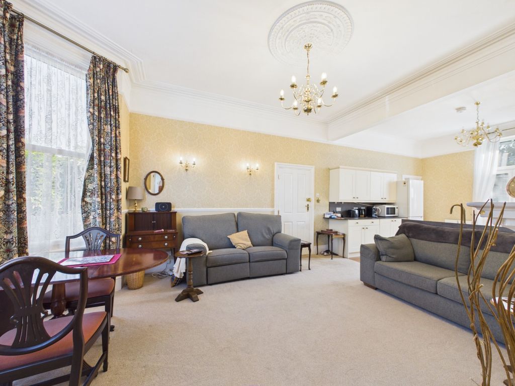 Property photo 2 of 28 5288304