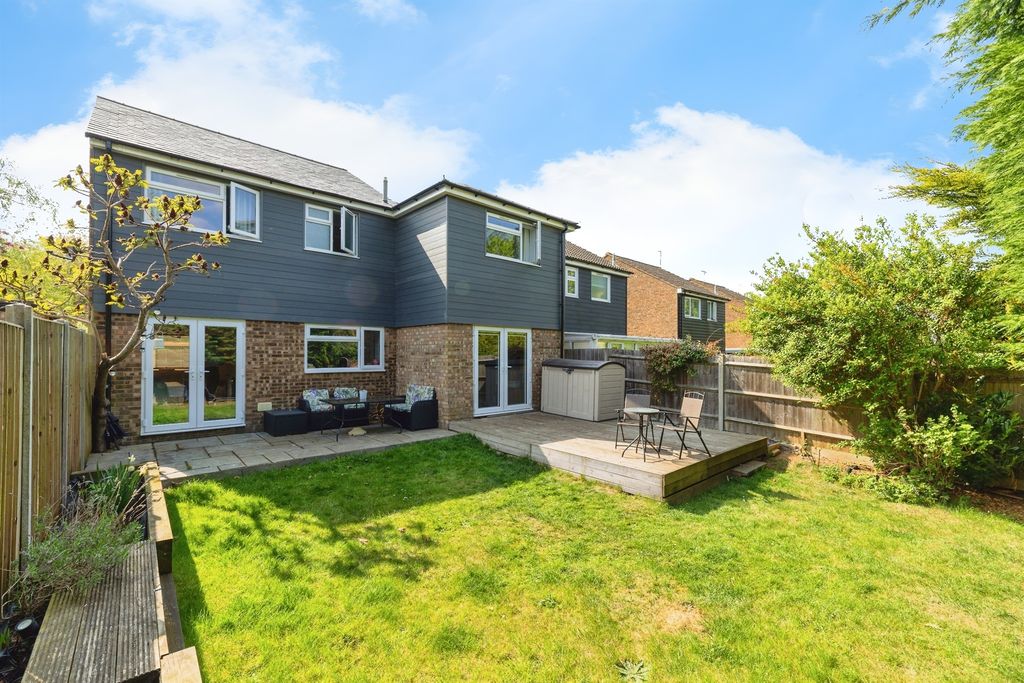 Property photo 2 of 17
