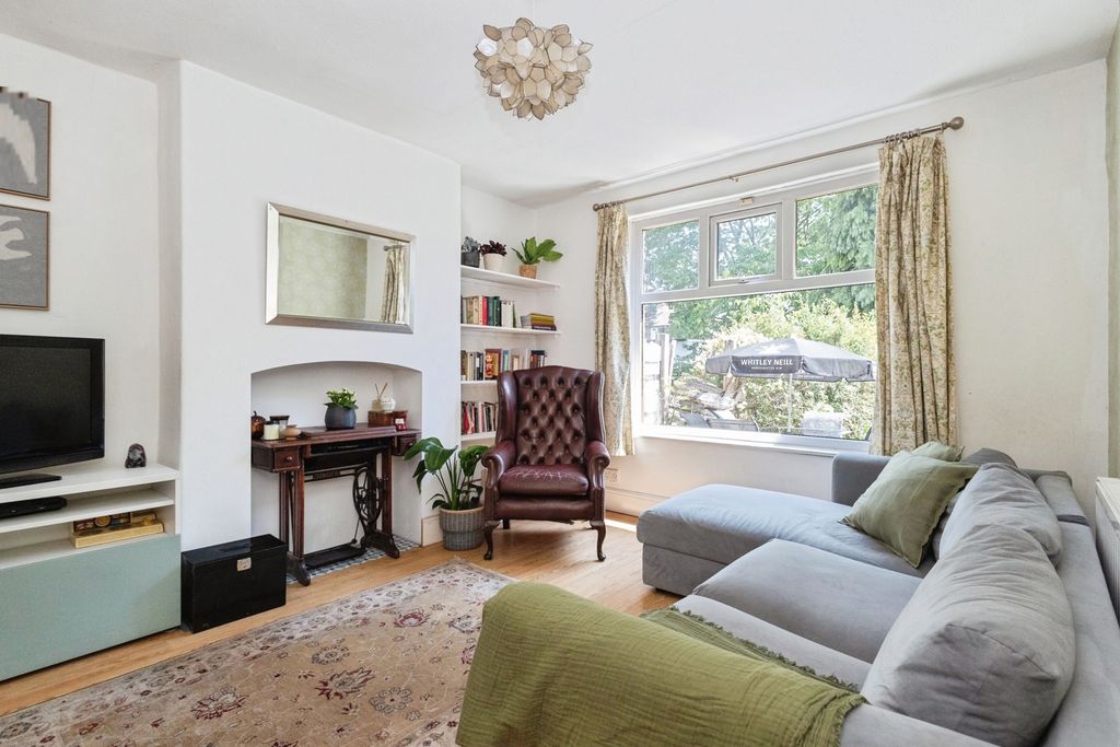 Property photo 2 of 24 Pbox-Img.Jpg
