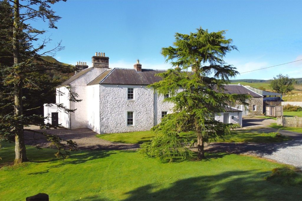 Property photo 1 of 37 Billholm House