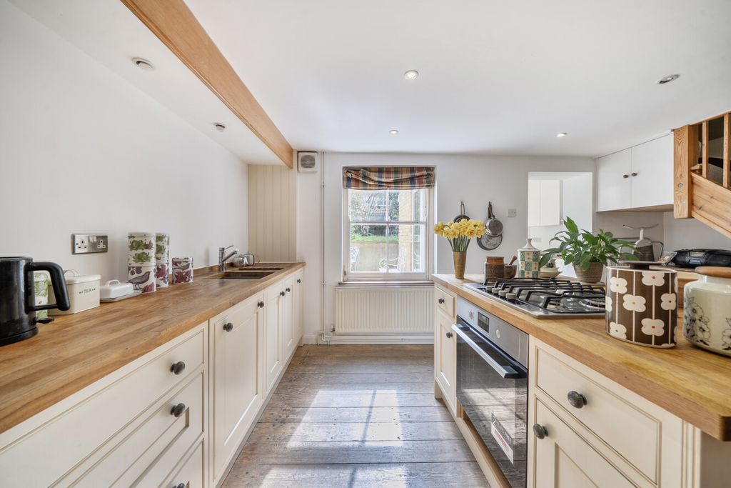 Property photo 2 of 20 1435153-12-69cd2F...