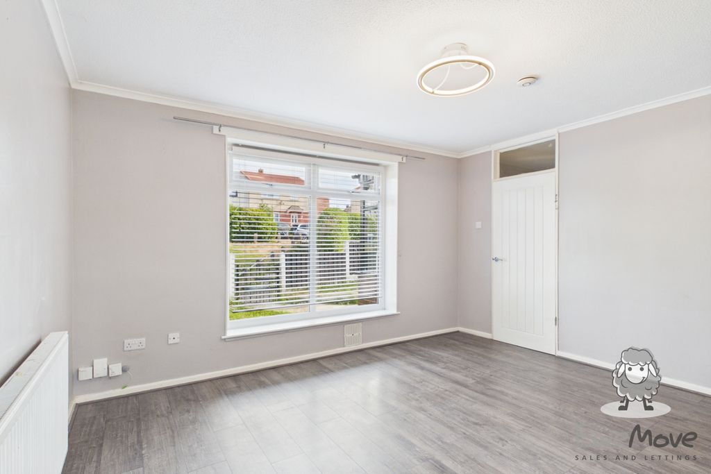 Property photo 3 of 16 12