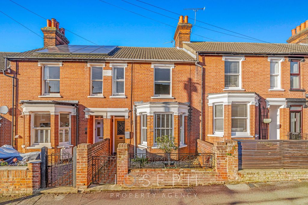 Property photo 1 of 19