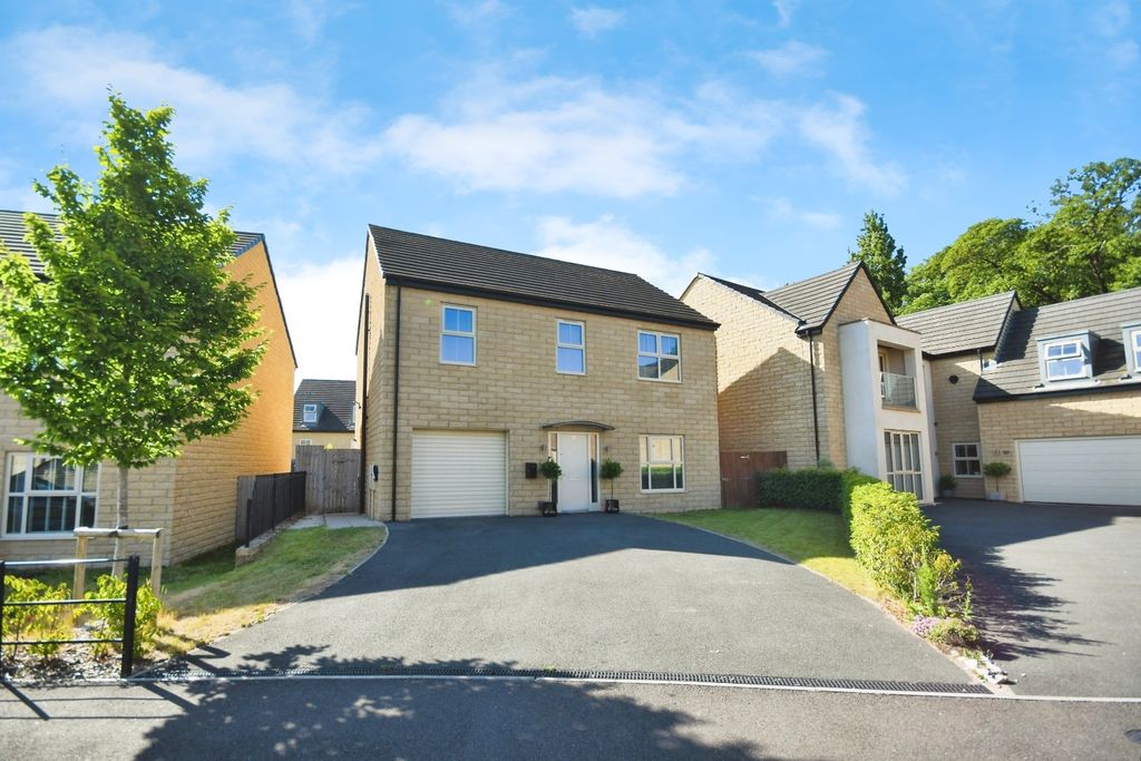 Property photo 1 of 24 Pbox-Front_Of_House-306300.Jpg