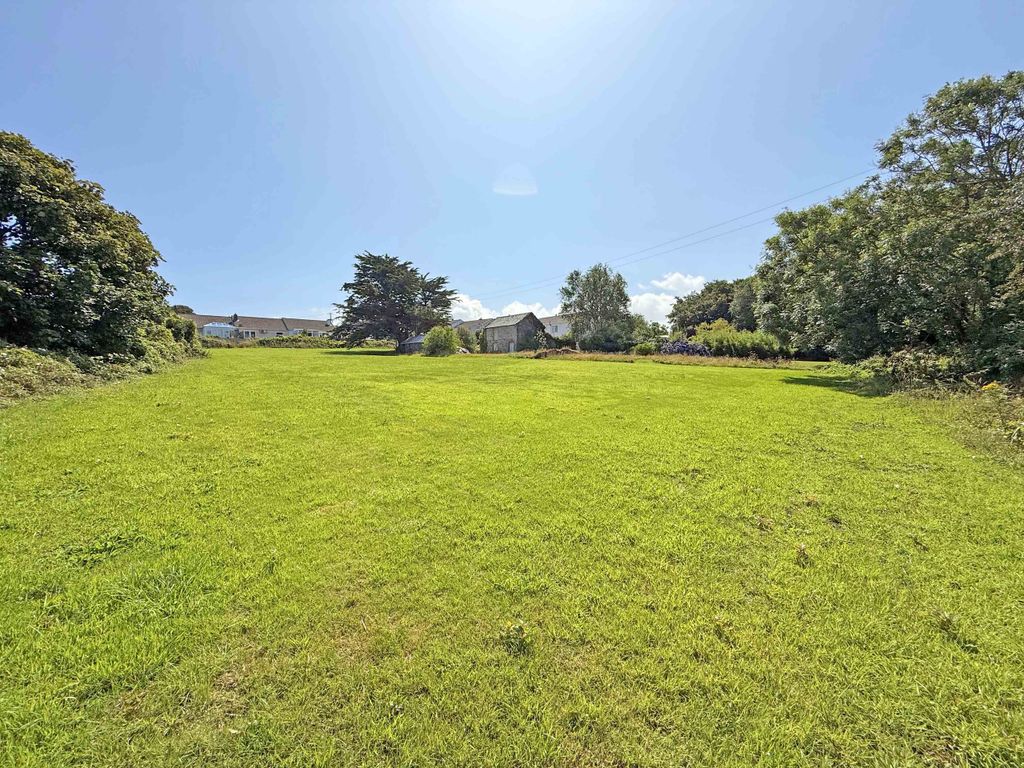 Property photo 3 of 22 Photo 3