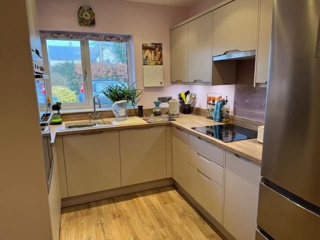 Property photo 3 of 14 Dining Room