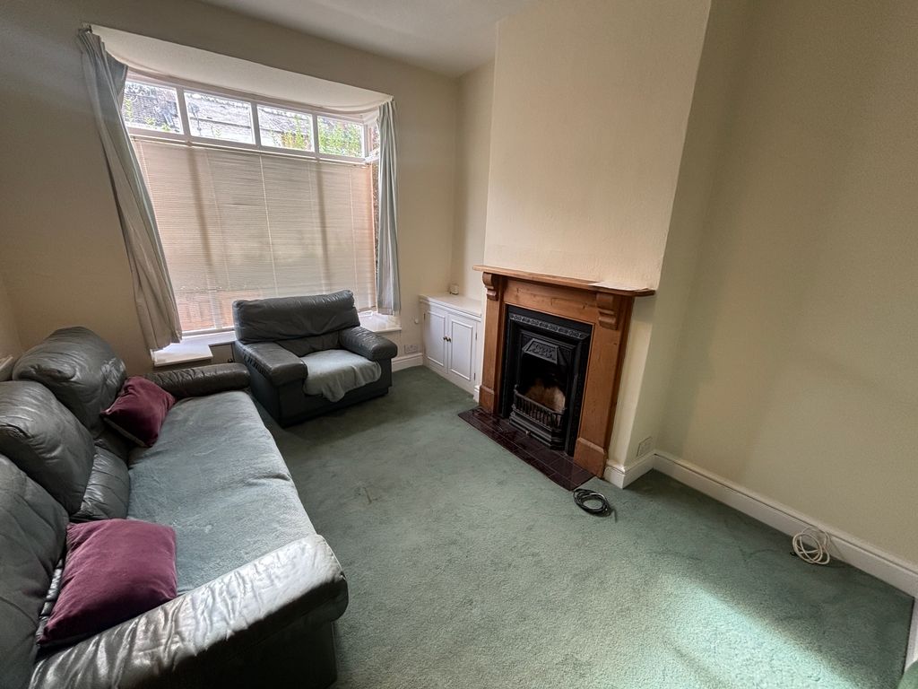 Property photo 3 of 12 Image