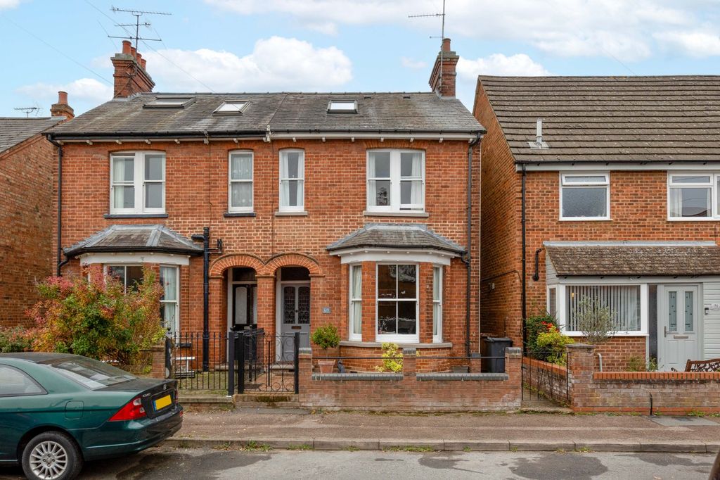 Property photo 1 of 25 Picture No. 12