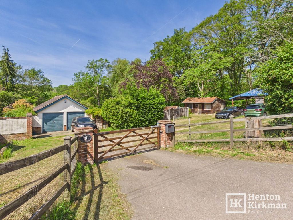 Property photo 3 of 26