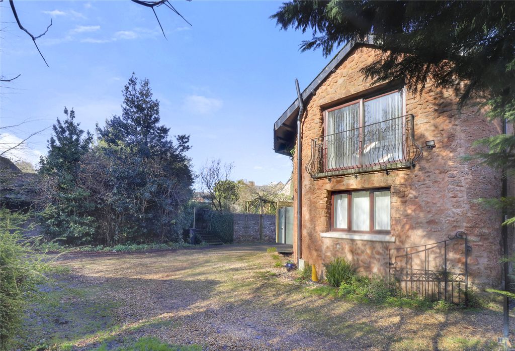 Property photo 2 of 16 2 - Picture No. 25