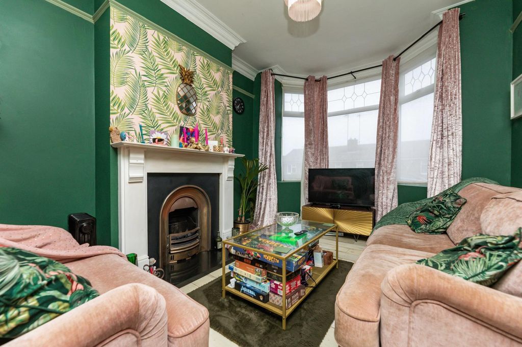 Property photo 3 of 20 Photo-2025-12-04-19-46-56