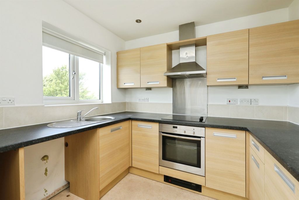 Property photo 2 of 9