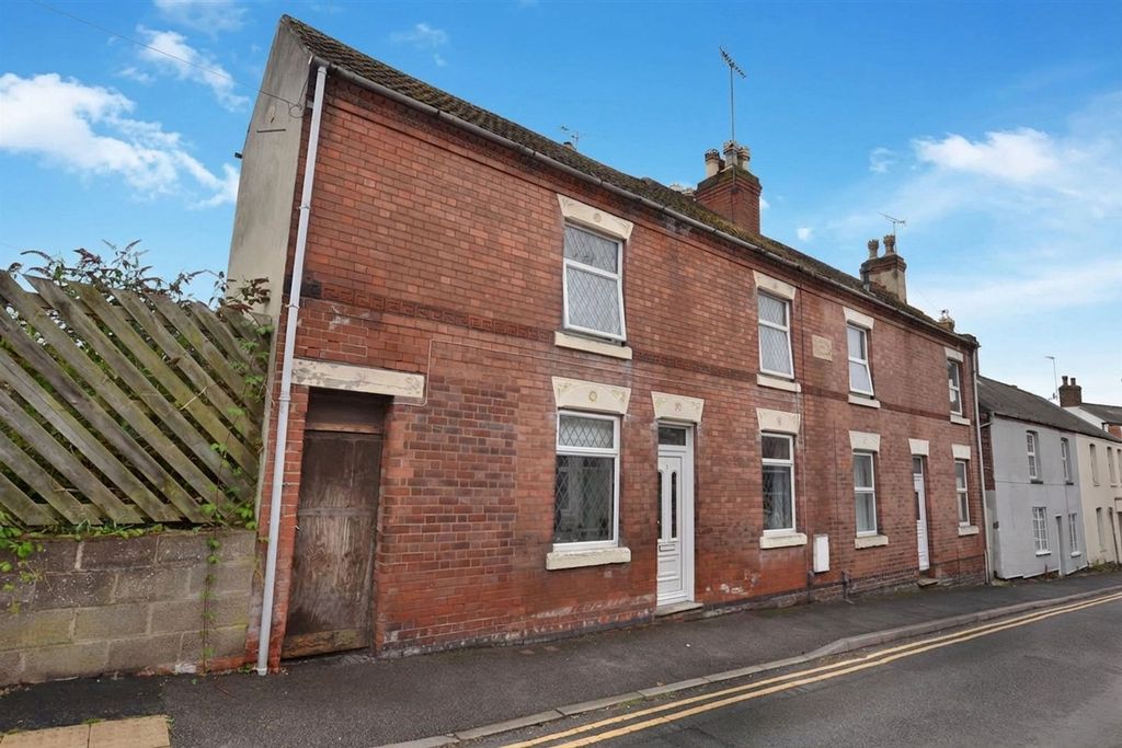 Property photo 1 of 12
